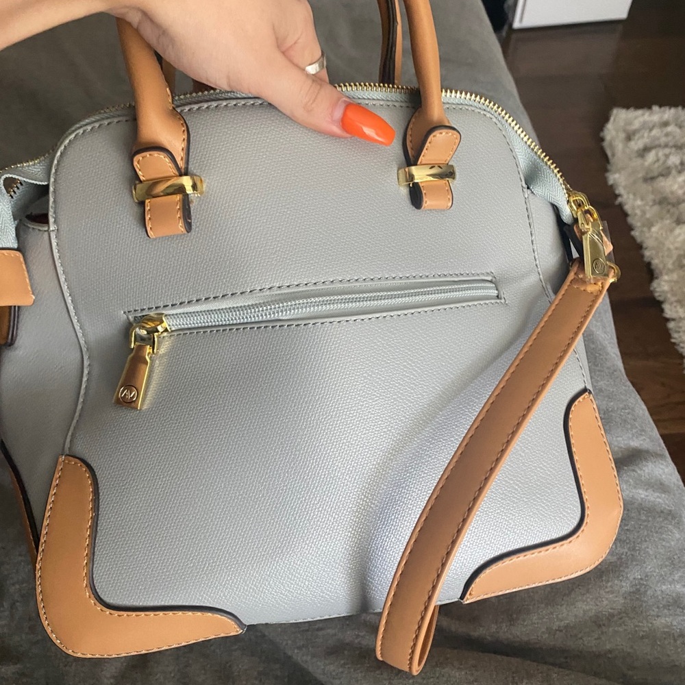 handbag - Picture 5 of 5